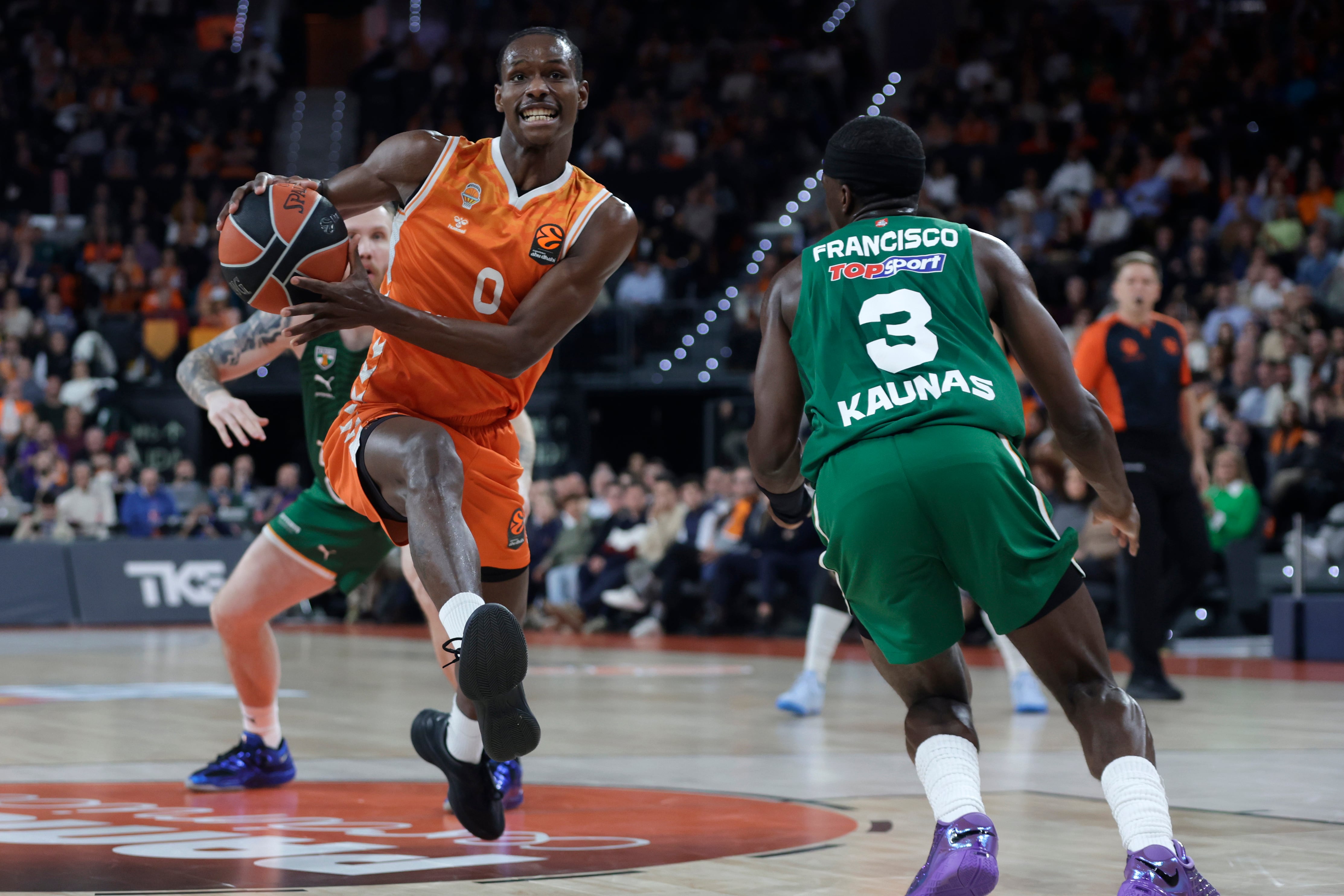 El Valencia y el Madrid mantienen el ritmo de los mejores en la Euroliga